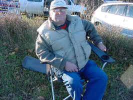 Dan Smiles.jpg (38452 bytes)